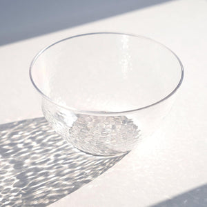 Dimpled Hard Plastic ‘Glass Look’ Salad Bowls. BPA-Free Durable Plastic with Flat Base.